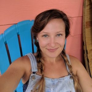 Meet your Posher, Jenny